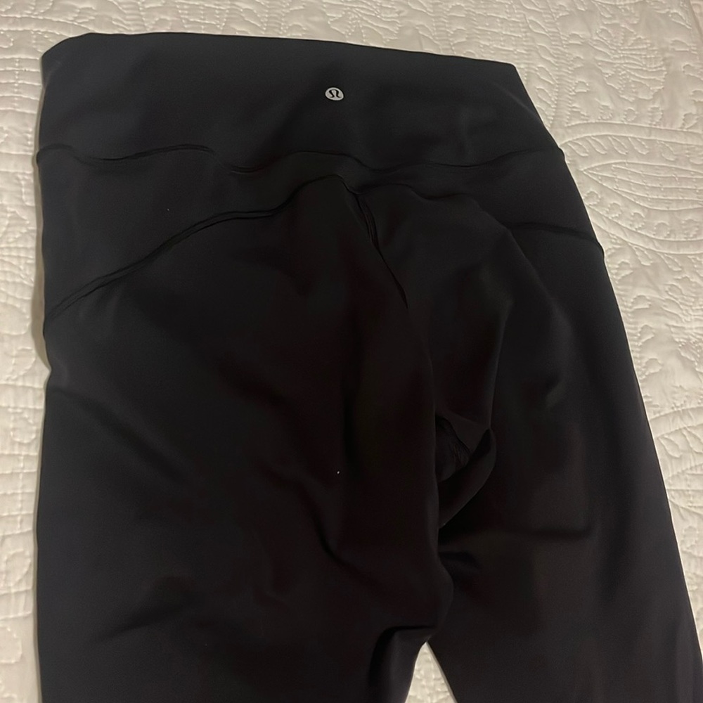Good condition Lululemon size large workout pants. Straight leg, fitted
